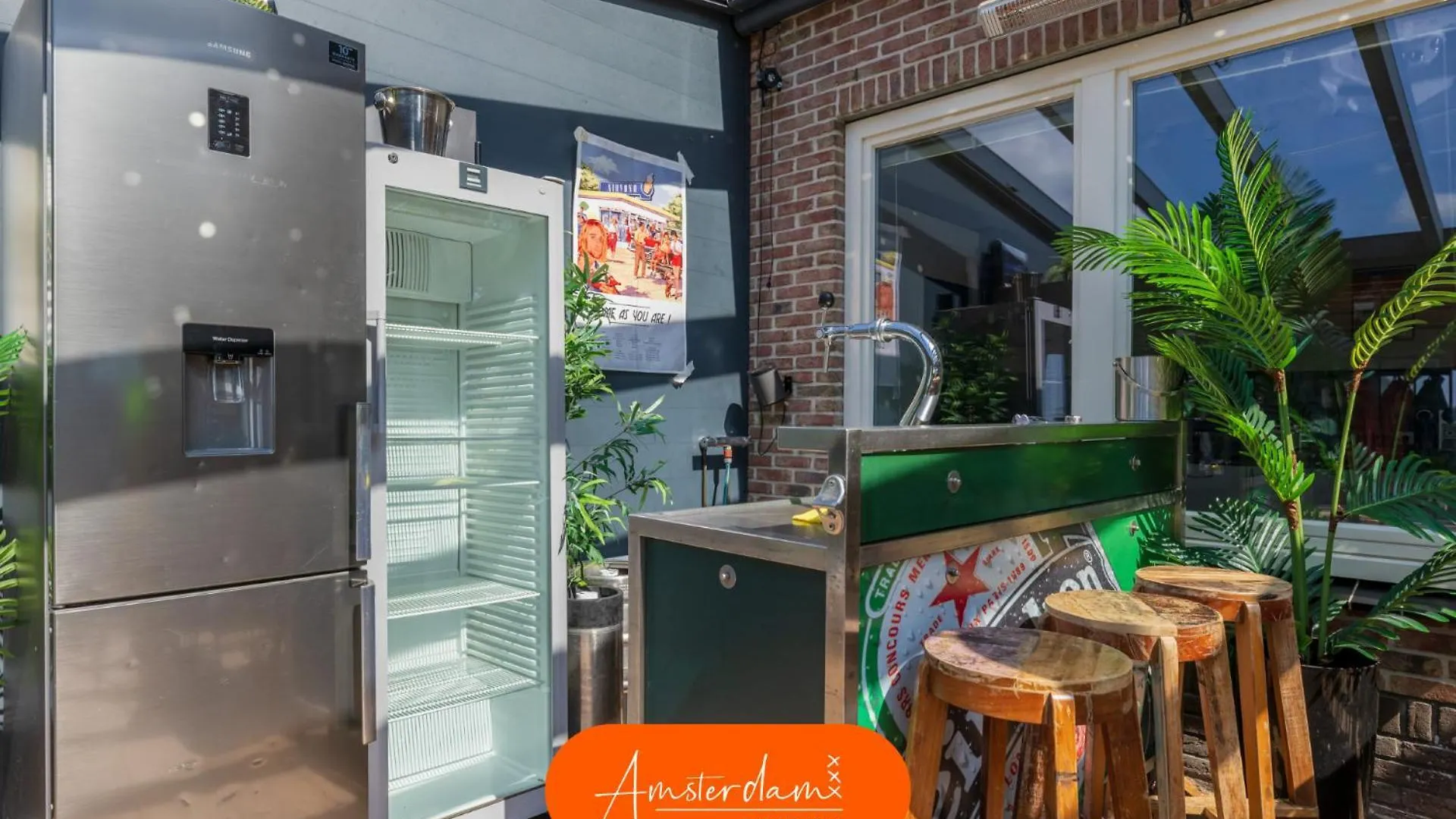 Amsterdam Group Stay - 26 Beds - Jacuzzi & Sauna Zwanenburg Villa
