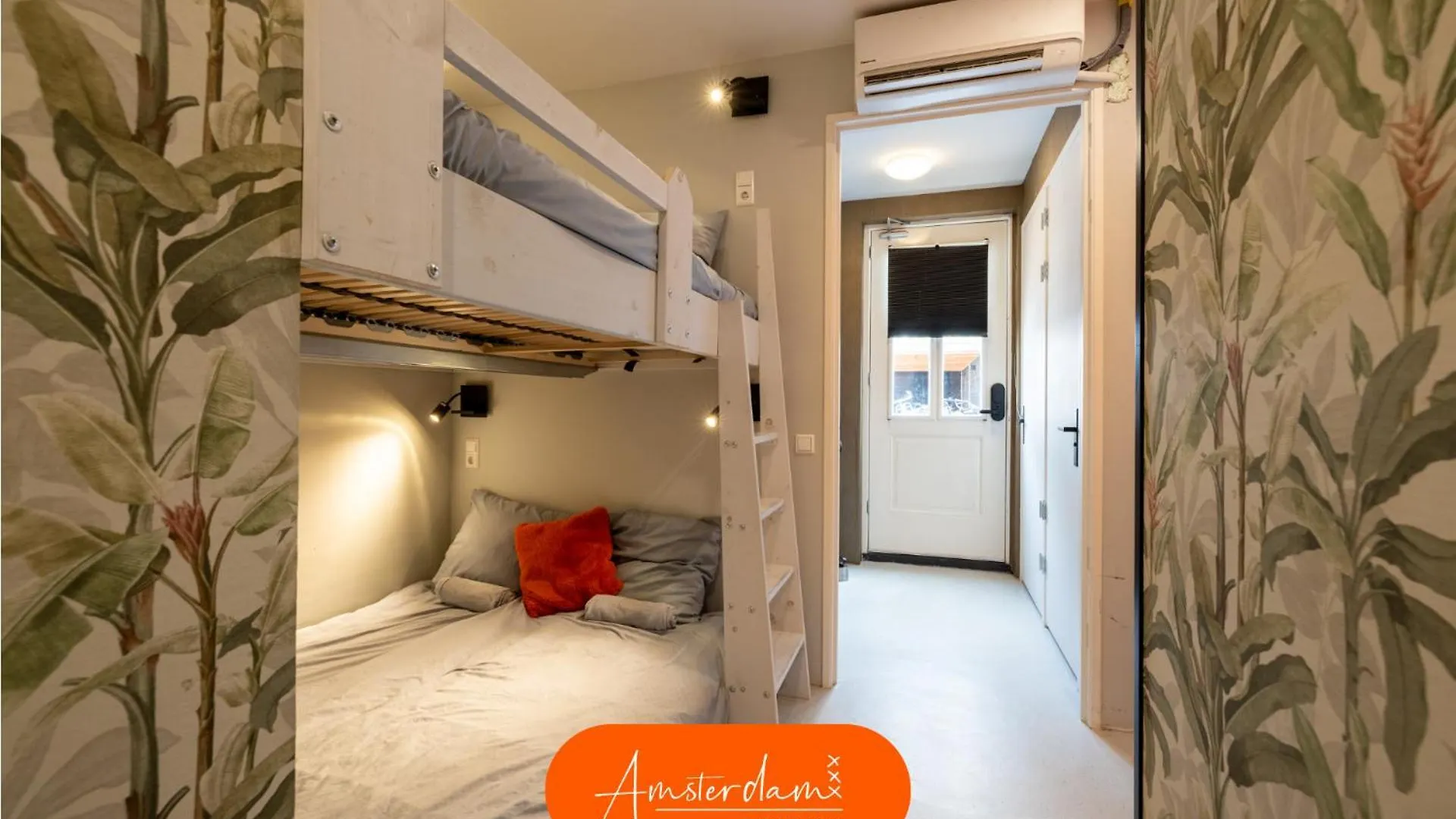 Amsterdam Group Stay - 26 Beds - Jacuzzi & Sauna Zwanenburg 0*,