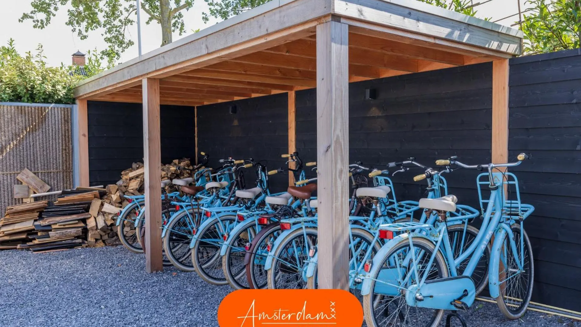 Amsterdam Group Stay - 26 Beds - Jacuzzi & Sauna Zwanenburg 0*,  Netherlands